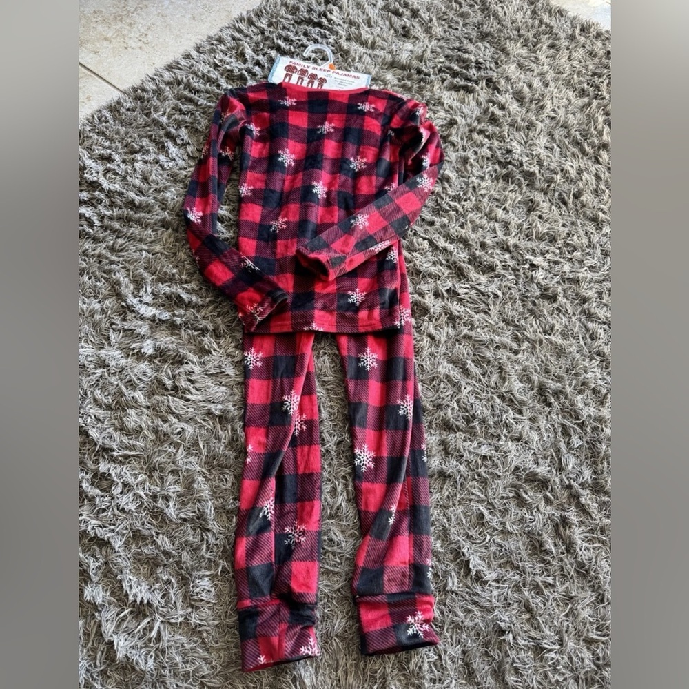 Women’s L Christmas Mom Pajamas | Plaid Snowflake 2-Piece Set | Holiday